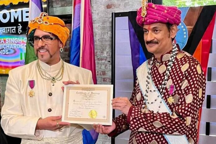 ಕೊಲಂಬಸ್‌ನ ಚರ್ಚ್‌ನಲ್ಲಿ ನಡೆಯಿತು ಭಾರತದ ಮೊದಲ 'GAY' ಯ ಅದ್ದೂರಿ ವಿವಾಹದ ಗಟ್ಟಿಮೇಳ!