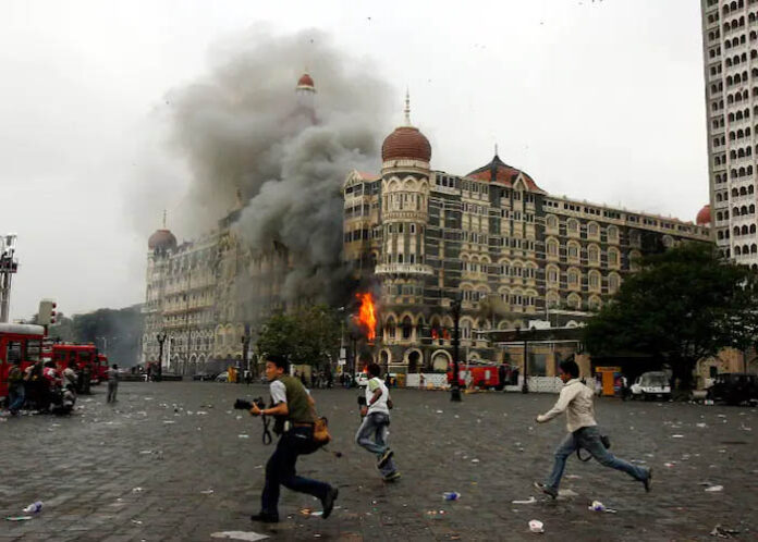 26/11 ಮುಂಬೈ ದಾಳಿಗೆ 14 ವರ್ಷ: ಹುತಾತ್ಮರಿಗೆ ಭಾವಪೂರ್ಣ ಶ್ರದ್ಧಾಂಜಲಿ
