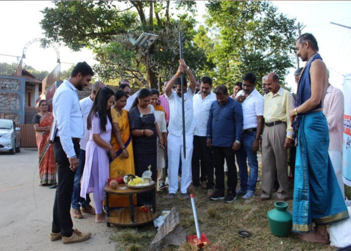 ಮಡಿಕೇರಿಯಲ್ಲಿ ಸರ್ವ ಋತು ರಸ್ತೆ ನಿರ್ಮಾಣಕ್ಕೆ 13 ಕೋಟಿ ರೂ. ಮಂಜೂರು: ಅಪ್ಪಚ್ಚುರಂಜನ್