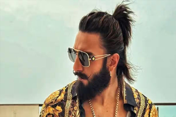 ನಟ ರಣವೀರ್ ಸಿಂಗ್ ಗೆ ತಾತ್ಕಾಲಿಕ ರಿಲೀಫ್: ಬಲವಂತದ ಕ್ರಮ ಬೇಡ ಎಂದ ಹೈಕೋರ್ಟ್!