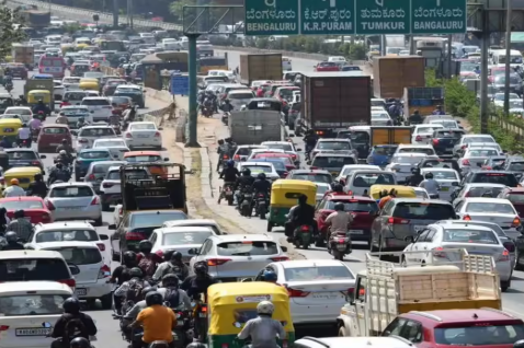 ಬೆಂಗಳೂರು ಟ್ರಾಫಿಕ್‌ ಸಮಸ್ಯೆ! ತ್ವರಿತ ಕ್ರಮಕ್ಕೆ ಹೈಕೋರ್ಟ್ ಸೂಚನೆ