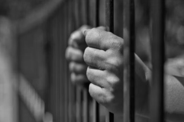 ಮುರುಡೇಶ್ವರದ ಬೈಲೂರಿನಲ್ಲಿ ಹಿಂದುಗಳ ಮನೆ ಮೇಲೆ ಕಲ್ಲು ತೂರಾಟ: ಅನ್ಯಕೋಮಿನ ಯುವಕರ ಬಂಧನ