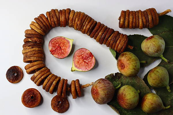 HEALTH | ಶುಗರ್ ಇರೋರು, ಹಾರ್ಟ್ ಪೇಷಂಟ್ ಗಳು ಅಂಜೂರ ತಿನ್ನಲೇಬಾರ್ದ?