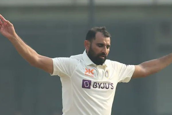 ರಣಜಿ ಟೂರ್ನಿ | ‘ಶಮಿ ಬಿರುಗಾಳಿ’ಗೆ ಸಿಲುಕಿದ ಜಮ್ಮು ಕಾಶ್ಮೀರ: ವಿಕೆಟ್ ಮೇಲೆ ವಿಕೆಟ್ ಉಡೀಸ್!