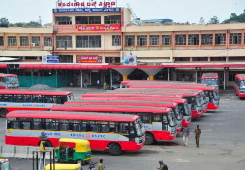 ಬಸ್‌ಗಳಿದ್ದರೂ ಪ್ರಯಾಣಿಕರಿಲ್ಲದೆ ಬಿಕೋ ಎನ್ನುತ್ತಿವೆ ನಿಲ್ದಾಣಗಳು: ‘ಬೆಂಗಳೂರು ಚಲೋ’ ಪಾಸಾ? ಫೇಲಾ?