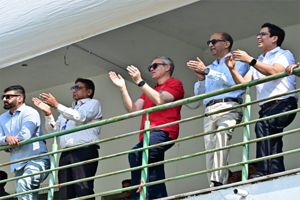 ರಣಜಿ ಕಣದಲ್ಲಿ ಕಾಶ್ಮೀರಿ ಕಲಿಗಳ ಆರ್ಭಟ: ಪಂದ್ಯ ವೀಕ್ಷಿಸಲು ಆಗಮಿಸಿದ ಸಿಎಂ ಒಮರ್ ಅಬ್ದುಲ್ಲಾ!