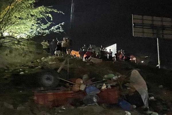 ಬಾಗಲಕೋಟೆಯಲ್ಲಿ ಆಕ್ಸಿಡೆಂಟ್‌: ಟ್ರ್ಯಾಕ್ಟರ್‌ ಪಲ್ಟಿಯಾಗಿ ಮಗು ಸೇರಿ ನಾಲ್ವರ ದುರ್ಮರಣ