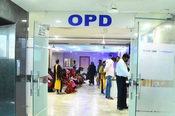 ರಾಜ್ಯ ಸರ್ಕಾರದ ವಿರುದ್ಧ ಸಿಡಿದೆದ್ದ ವೈದ್ಯರು: ಮಾ.11 ರಿಂದ ಒಪಿಡಿ ಸೇವೆ ಬಂದ್‌?