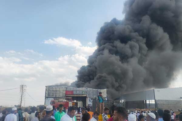 ಹುಬ್ಬಳ್ಳಿಯ ಎಲೆಕ್ಟ್ರಾನಿಕ್ ಗೋದಾಮಿನಲ್ಲಿ ಶಾಟ್೯ ಸಕ್ರ್ಯೂಟ್‌: ಹೊತ್ತಿ ಉರಿದ ಕೋಟ್ಯಾಂತರ ರೂ. ವಸ್ತುಗಳು