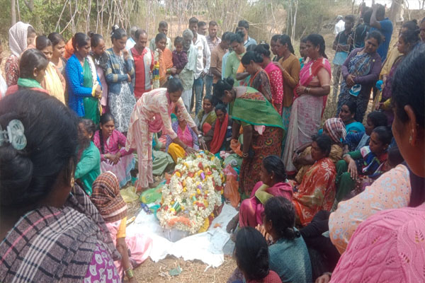 ವರದಕ್ಷಿಣೆ ಹಣಕ್ಕೆ ಕಿರುಕುಳ ಆರೋಪ: ಪತ್ನಿಯನ್ನೇ ಕೊಂದ ಪಾಪಿ ಪತಿ