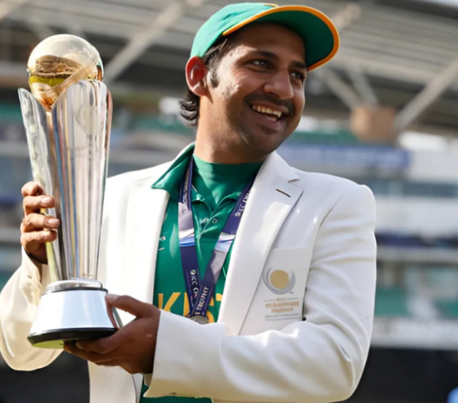 ಪಾಕಿಸ್ತಾನಕ್ಕೆ ಕೊನೆಯ ಐಸಿಸಿ ಟ್ರೋಫಿ ಗೆಲ್ಲಿಸಿಕೊಟ್ಟ ‘ಚಾಂಪಿಯನ್’ ಸರ್ಫರಾಜ್ ನಿವೃತ್ತಿ ಘೋಷಣೆ
