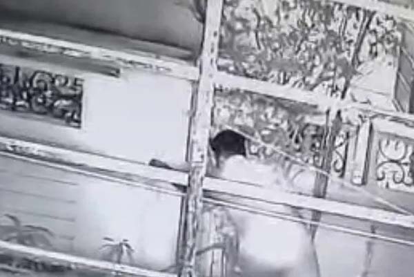 ಎಲ್ಲಾ ಬಿಟ್ಟು ಮಹಿಳೆಯರ ಇನ್ನರ್‌ವೇರ್ಸ್‌ ಮೇಲೆ ಕಣ್ಣಿಟ್ಟ ಸೈಕೋ ಕಳ್ಳ, ಗಾಬರಿಯಾದ ಲೇಡೀಸ್