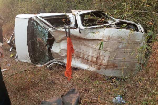 ಧರ್ಮಸ್ಥಳ–ಸುಬ್ರಹ್ಮಣ್ಯ ರಾಜ್ಯ ಹೆದ್ದಾರಿಯಲ್ಲಿ ಭೀಕರ ಅಪಘಾತ: ಮೂವರಿಗೆ ಗಂಭೀರ ಗಾಯ