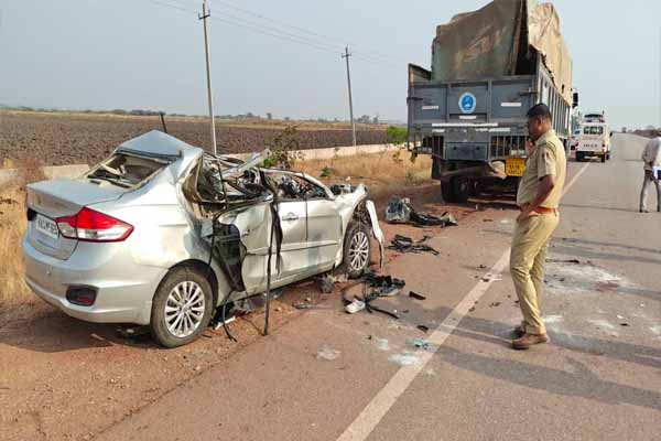 ಚಿತ್ರದುರ್ಗದಲ್ಲಿ ಭೀಕರ ಅಪಘಾತ: ಮೂವರು ಸಬ್ ಇನ್‌ಸ್ಪೆಕ್ಟರ್‌ ಸಾ*ವು