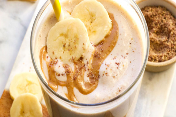 Summer Drinks | ಬಾಳೆಹಣ್ಣಿನೊಂದಿಗೆ ಪೀನಟ್ ಬಟರ್ ಮಿಕ್ಸ್ ಮಾಡಿದ್ರೆ ರೆಡಿ ಆಗುತ್ತೆ ರುಚಿಯಾದ ಮಿಲ್ಕ್‌ಶೇಕ್