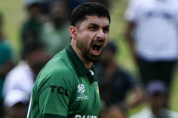 ಪಾಕ್ ಸ್ಪಿನ್ನರ್ ಅಬ್ರಾರ್ ಅಹ್ಮದ್ ಗೆ ಮಣೆ ಹಾಕಿದ ಸನ್ ರೈಸರ್ಸ್ ಲೀಡ್ಸ್: ಬಿಸಿಸಿಐ ರಿಯಾಕ್ಷನ್ ಏನು?