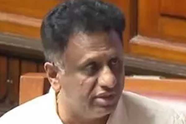 ಸಿಇಟಿ ಪರೀಕ್ಷೆ ವೇಳೆ ಜನಿವಾರ, ಹಿಜಾಬ್‌ ತೆಗೆಸಿದ ಕೇಸ್: ವಿದ್ಯಾರ್ಥಿಗಳಿಗೆ ಮರುಪರೀಕ್ಷೆ ನಡೆಸಲು ಸಚಿವ ಸುಧಾಕರ್‌ ಸೂಚನೆ