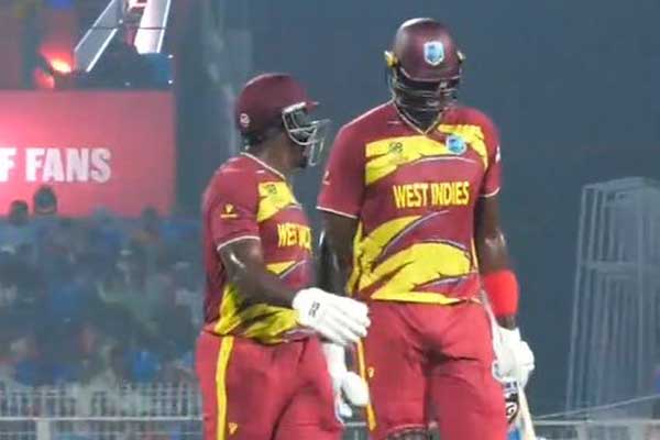 ರೋಸ್ಟನ್, ಹೋಲ್ಡರ್, ಪೊವೆಲ್ ಬೊಂಬಾಟ್ ಬ್ಯಾಟಿಂಗ್: ಭಾರತ ಗೆಲುವಿಗೆ ಬಿಗ್ ಟಾರ್ಗೆಟ್!