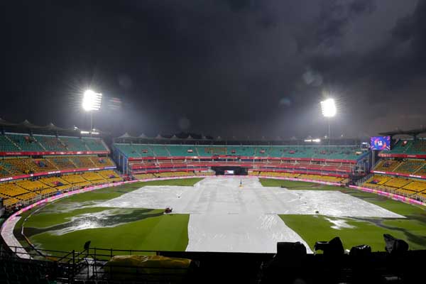 IPL | ಮುಂಬೈ-ರಾಜಸ್ಥಾನ್ ಪಂದ್ಯಕ್ಕೂ ವರುಣನ ಎಂಟ್ರಿ: ಟಾಸ್ ವಿಳಂಬ