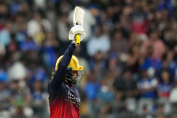 MI vs RCB | ‘ಪಾಟಿದಾರ್’ ಫಟಾ ಫಟ್ ಬ್ಯಾಟಿಂಗ್: ಅತೀ ವೇಗದ ಹಾಫ್ ಸೆಂಚುರಿ ಜಸ್ಟ್ ಮಿಸ್