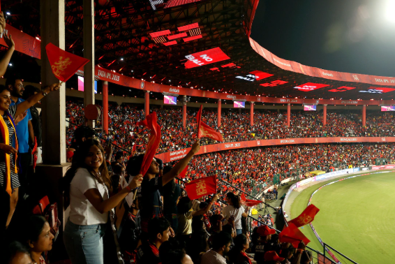 ಖದೀಮರ ‘ನಕಲಿ’ ಆಟಕ್ಕೆ ಪೊಲೀಸರ ‘ಗೂಗ್ಲಿ’: ಇನ್ಮುಂದೆ ಐಪಿಎಲ್ ಟಿಕೆಟ್ ಫುಲ್ ಡಿಜಿಟಲ್!