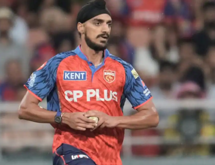 ಅರ್ಷದೀಪ್ ಆಟ ‘ಉಲ್ಟಾ-ಪಲ್ಟಾ’: ವಿಕೆಟ್ ಏನೋ ಸಿಕ್ತು, ಆದ್ರೆ ರನ್ ಮಳೆ ಮಾತ್ರ ನಿಲ್ತಿಲ್ಲ