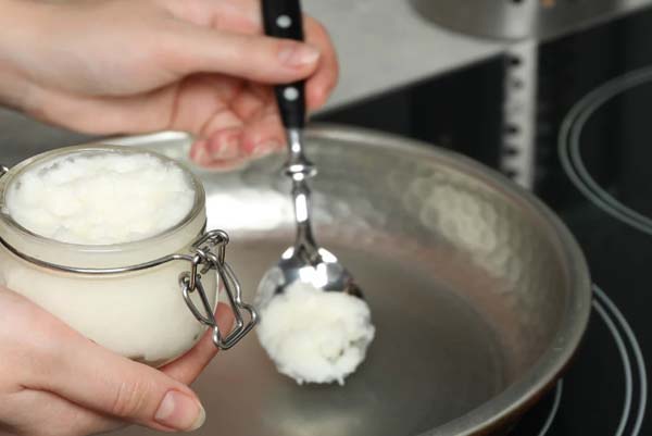 HEALTH | ಯಾವ ಎಣ್ಣೆನೂ ಬೇಡ, ಅಡುಗೆ ಮಾಡೋದಕ್ಕೆ ಕೊಬ್ಬರಿ ಎಣ್ಣೆಯೇ ಬೆಸ್ಟ್‌, ಯಾಕೆ ಗೊತ್ತಾ?