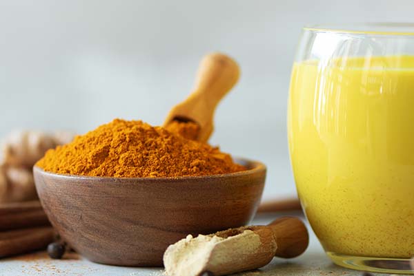 HEALTH | ನಿತ್ಯವೂ ರಾತ್ರಿ ಈ ಗೋಲ್ಡನ್‌ ಮಿಲ್ಕ್‌ ಕುಡಿಯುವ ಅಭ್ಯಾಸ ಮಾಡಿಕೊಳ್ಳಿ, ಯಾಕೆ ಅಂತ ಓದಿ ತಿಳ್ಕೊಳಿ..