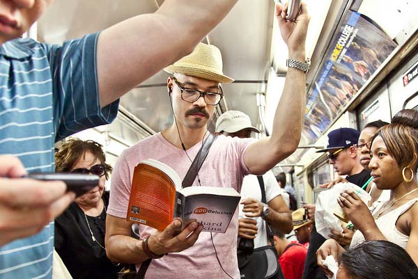 READING | ಪುಸ್ತಕ ಓದೋಕೆ ಶುರು ಮಾಡಿದ್ರೆ ಏನು ʼಮಹಾʼ ಬದಲಾವಣೆಗಳು ಬರಬಹುದು?