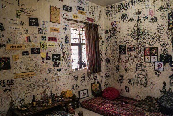 ಬೆಂಗಳೂರಿನ ಮನೆಯಲ್ಲಿ ಯುವತಿಯ ನಗ್ನಮೃತದೇಹ ಪತ್ತೆ, ಸಾವಿನ ಹಿಂದೆ ನೂರಾರು ಅನುಮಾನ