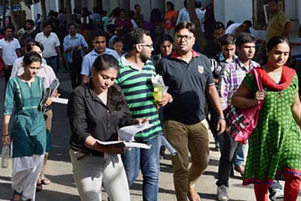 ಇನ್ಮುಂದೆ ಎಂಜಿನಿಯರಿಂಗ್‌ ಪ್ರವೇಶ ಮತ್ತಷ್ಟು ದುಬಾರಿ: ಸೀಟುಗಳ ಶುಲ್ಕ ಹೆಚ್ಚಳಕ್ಕೆ ರಾಜ್ಯ ಸರಕಾರ ಗ್ರೀನ್ ಸಿಗ್ನಲ್!