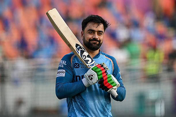 ನೂರಾರು ಕೋಟಿ ಆಫರ್ ಬಂದ್ರೂ ಅಫ್ಘಾನ್ ಬಿಡಲ್ಲ: ರಶೀದ್ ಖಾನ್ ದೇಶಪ್ರೇಮಕ್ಕೆ ಸಲಾಂ