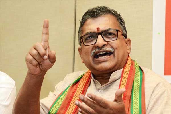 ಸಾಮಾಜಿಕ ಸೌಹಾರ್ದತೆ, ಸಾಂಸ್ಕೃತಿಕ ಗುರುತುಗಳನ್ನು ಹಾಳುಗೆಡುವ ಚಟುವಟಿಕೆಗಳ ವಿರುದ್ಧ ಎಚ್ಚರಿಕೆ ಅಗತ್ಯ: ಮಿಲಿಂದ್ ಪರಾಂಡೆ