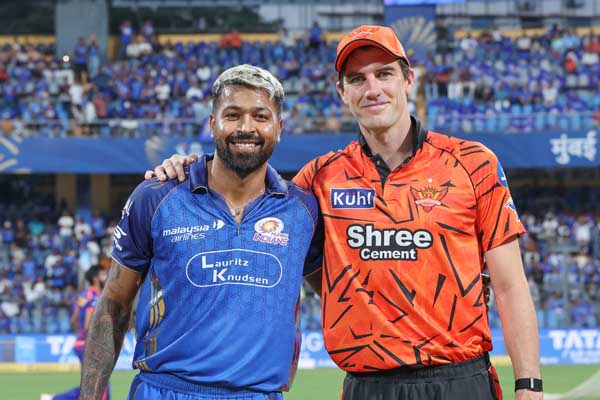 ಮತ್ತೆ ಗೆಲುವಿನ ಹಳಿ ಏರುತ್ತಾ ಮುಂಬೈ? ಹೈದರಾಬಾದ್ ವಿರುದ್ಧ ಟಾಸ್ ಗೆದ್ದ ಪಾಂಡ್ಯ ಬ್ಯಾಟಿಂಗ್ ಆಯ್ಕೆ