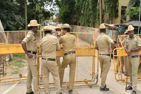 ಉತ್ತರ ವಲಯದಲ್ಲಿ ರೌಡಿ ಚಟುವಟಿಕೆಗಳಿಗೆ ಕಡಿವಾಣ; ಐದು ಜಿಲ್ಲೆಗಳಲ್ಲಿ ಪೊಲೀಸರ ವಿಶೇಷ ಕಾರ್ಯಾಚರಣೆ