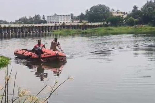 ಕಾವೇರಿ ನದಿಗೆ ಹಾರಿ ಆತ್ಮಹ*ತ್ಯೆಗೆ ಯತ್ನಿಸಿದ ಮಹಿಳೆಯ ರಕ್ಷಣೆ