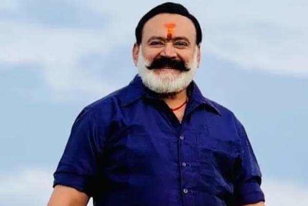 ಮಲಯಾಳಂ ಚಿತ್ರರಂಗದ ಹಿರಿಯ ನಟ ಸಂತೋಷ್ ನಾಯರ್ ರಸ್ತೆ ಅಪಘಾತದಲ್ಲಿ ನಿಧನ!