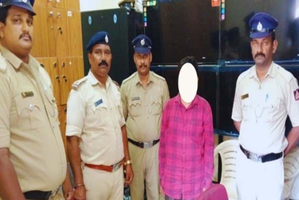 10 ಪ್ರಕರಣ ದಾಖಲಾಗಿದ್ದರೂ ಕಾನೂನುಬಾಹಿರ ಚಟುವಟಿಕೆಗಳಲ್ಲಿ ಭಾಗಿಯಾದ ವ್ಯಕ್ತಿ ಗಡಿಪಾರು