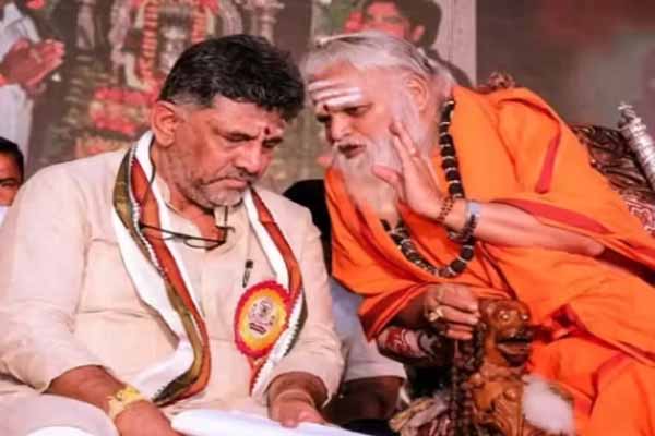 ಆಡುವ ಒಂದು ಸಣ್ಣ ಮಾತು ಕೆಲಸ ಕೆಡಿಸಬಹುದು: ಡಿಕೆಶಿಗೆ ನೊಣವಿನಕೆರೆ ಅಜ್ಜಯ್ಯ ಎಚ್ಚರಿಕೆಯ ಸಂದೇಶ