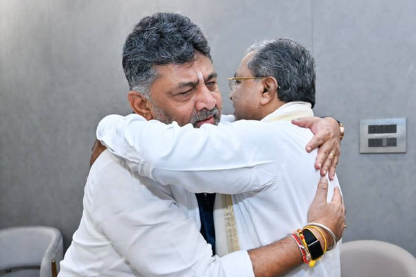 ಎಂದೆಂದೂ ಒಗ್ಗಟ್ಟೇ ನಮ್ಮ ಶಕ್ತಿ: ಬ್ರೇಕ್‌ಫಾಸ್ಟ್ ಸಭೆಯ ಫೋಟೋ ಹಂಚಿಕೊಂಡ ಕಾಂಗ್ರೆಸ್