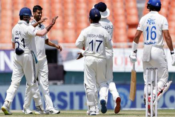 IND vs AFG | ಸ್ಪಿನ್ ಸುನಾಮಿಗೆ ಸಿಲುಕಿದ ಅಫ್ಘಾನಿಸ್ತಾನ: ಮೂರೇ ದಿನದಲ್ಲಿ ಪಂದ್ಯ ಮುಗಿಸಿದ ಟೀಂ ಇಂಡಿಯಾ