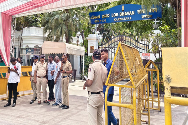 ಡಿ.ಕೆ.ಶಿವಕುಮಾರ್ ಸಿಎಂ ಪಟ್ಟಾಭಿಷೇಕ: ವಿಧಾನಸೌಧ, ಲೋಕಭವನ ಸುತ್ತಮುತ್ತ ಹೈ-ಅಲರ್ಟ್