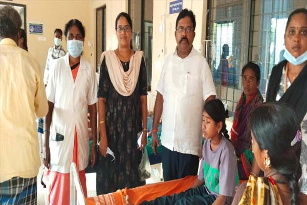 ಹೊರಟ್ಟಿಯಲ್ಲಿ ಏಕಾಏಕಿ 40 ವಿದ್ಯಾರ್ಥಿಗಳಿಗೆ ಜ್ವರ, ಆಸ್ಪತ್ರೆಗೆ ದಾಖಲು