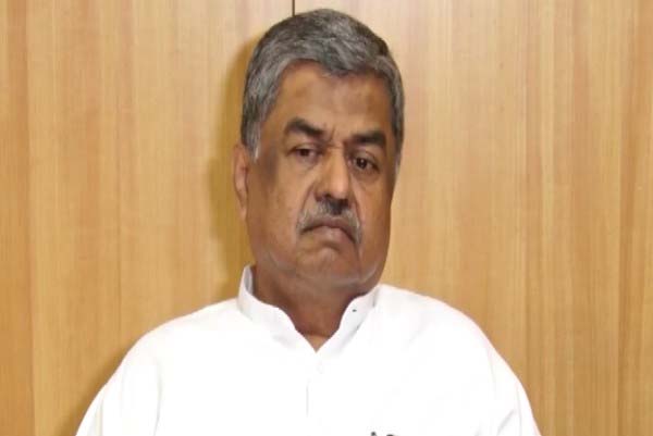 ಕಾಂಗ್ರೆಸ್ ಹೈಕಮಾಂಡ್‌ನಿಂದ ದಿಢೀರ್ ಆದೇಶ: ಹೊಸ ಕೆಪಿಸಿಸಿ ಅಧ್ಯಕ್ಷರಾಗಿ ಹಿರಿಯ ನಾಯಕ ಬಿ.ಕೆ. ಹರಿಪ್ರಸಾದ್‌ಗೆ ಪಟ್ಟಾಭಿಷೇಕ!