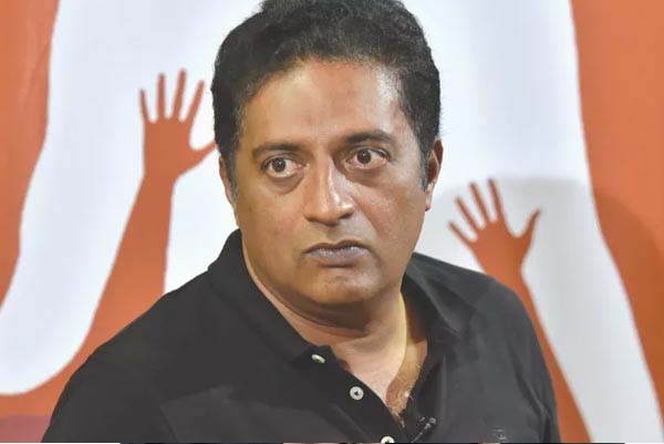 ಧರ್ಮಸ್ಥಳ ತಲೆ ಬುರುಡೆ ಕೇಸ್ ನಲ್ಲಿ ಪ್ರಕಾಶ್ ರಾಜ್ ಹೆಸರು:‌ ಮಾಧ್ಯಮಗಳ ಮುಂದೆ ಏನಂದ್ರು ನಟ?