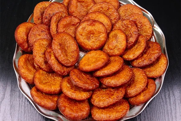 SNACKS | ಮನೆಯಲ್ಲಿ ಅಕ್ಕಿ, ಬೆಲ್ಲ ಇದೆಯೇ? ಹಾಗಾದ್ರೆ ಈ ಅದ್ಭುತ ಸ್ನ್ಯಾಕ್ಸ್ ಮಿಸ್ ಮಾಡ್ಬೇಡಿ!