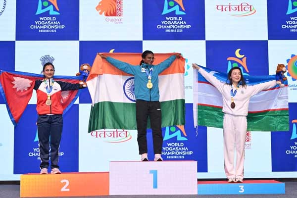 ವಿಶ್ವ ಯೋಗಾಸನ ಚಾಂಪಿಯನ್‌ಶಿಪ್: ಚಿನ್ನದ ಪದಕಕ್ಕೆ ಮುತ್ತಿಟ್ಟ ಭಾರತದ ಹೀನಾ ರಾಜಗೋರ್!