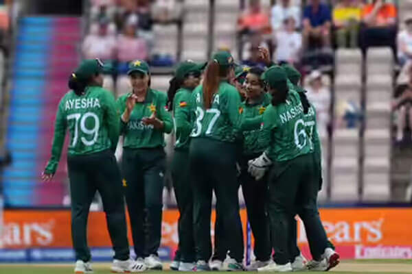 Women’s T20 World Cup | ನಾಲ್ಕು ಸೋಲಿನ ಬಳಿಕ ಮೊದಲ ಜಯ: ವಿಶ್ವಕಪ್‌ಗೆ ಗೆಲುವಿನ ವಿದಾಯ ಹೇಳಿದ ಪಾಕ್