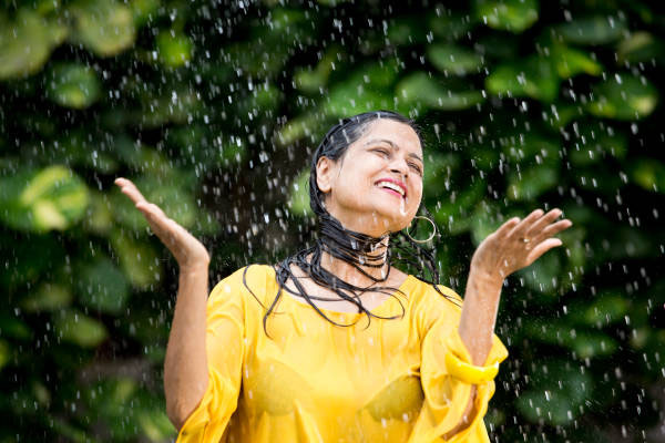 First Rain | ಮೊದಲ ಮಳೆ ರೋಮ್ಯಾಂಟಿಕ್ ಅನಿಸಿದರೂ ಆರೋಗ್ಯಕ್ಕೆ ಡೇಂಜರ್! ಯಾಕೆ ಗೊತ್ತಾ?