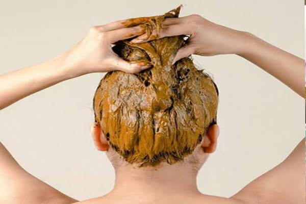 Hair Care | ಕೂದಲಿಗೆ ಮೆಹಂದಿ ಹಚ್ಚೋದು ಕೇವಲ ಬಿಳಿ ಕೂದಲು ಮರೆಮಾಚೋದಕ್ಕಲ್ಲ; ಇಲ್ಲಿದೆ ನೋಡಿ ಇದರ ಪ್ರಯೋಜನ